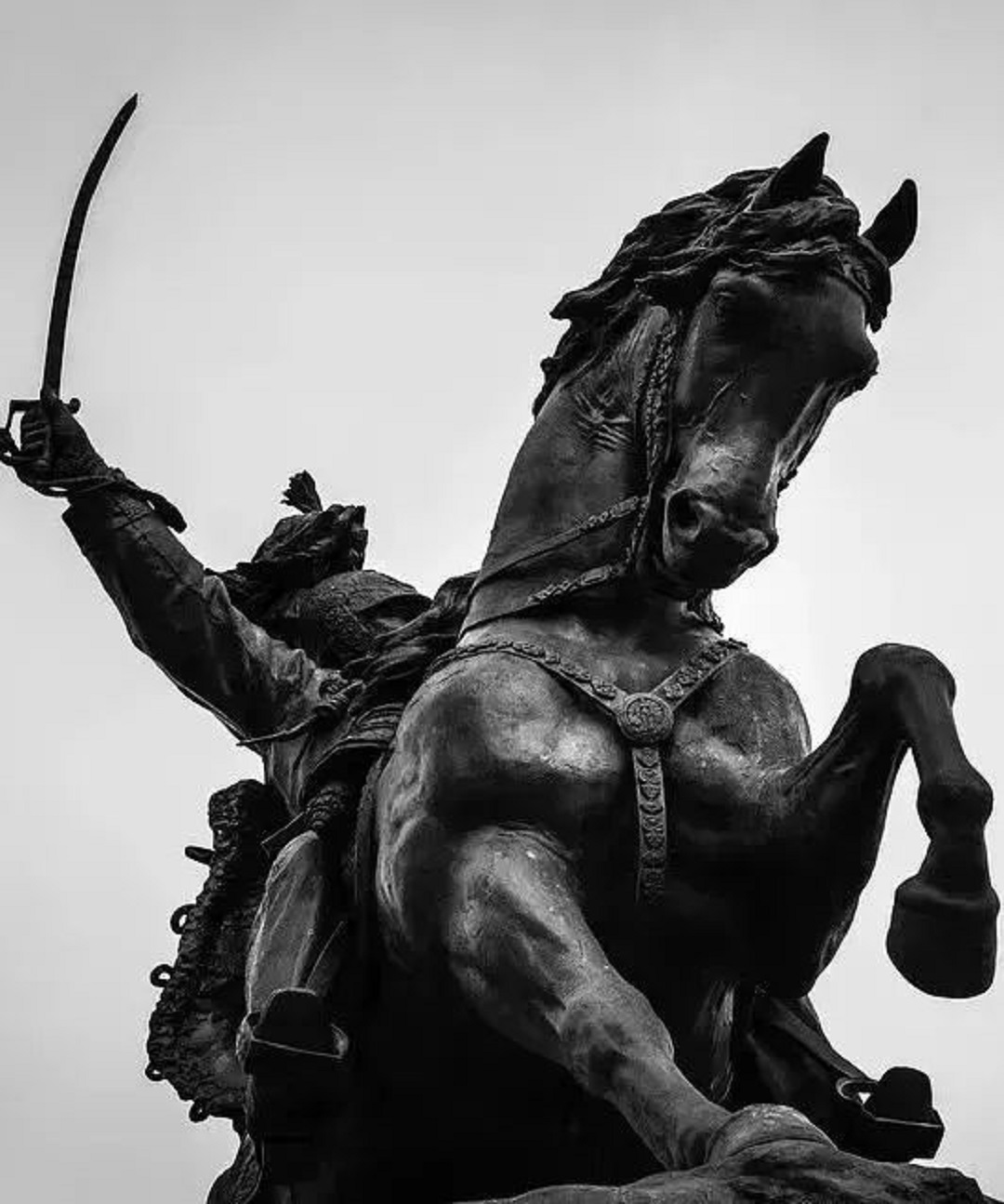 CIELOBLU | 飒爽大气,高级黑!(图1) 640.jpg